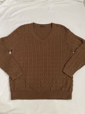 Brandy Melville V-Neck Cable Knit Sweater in Brown